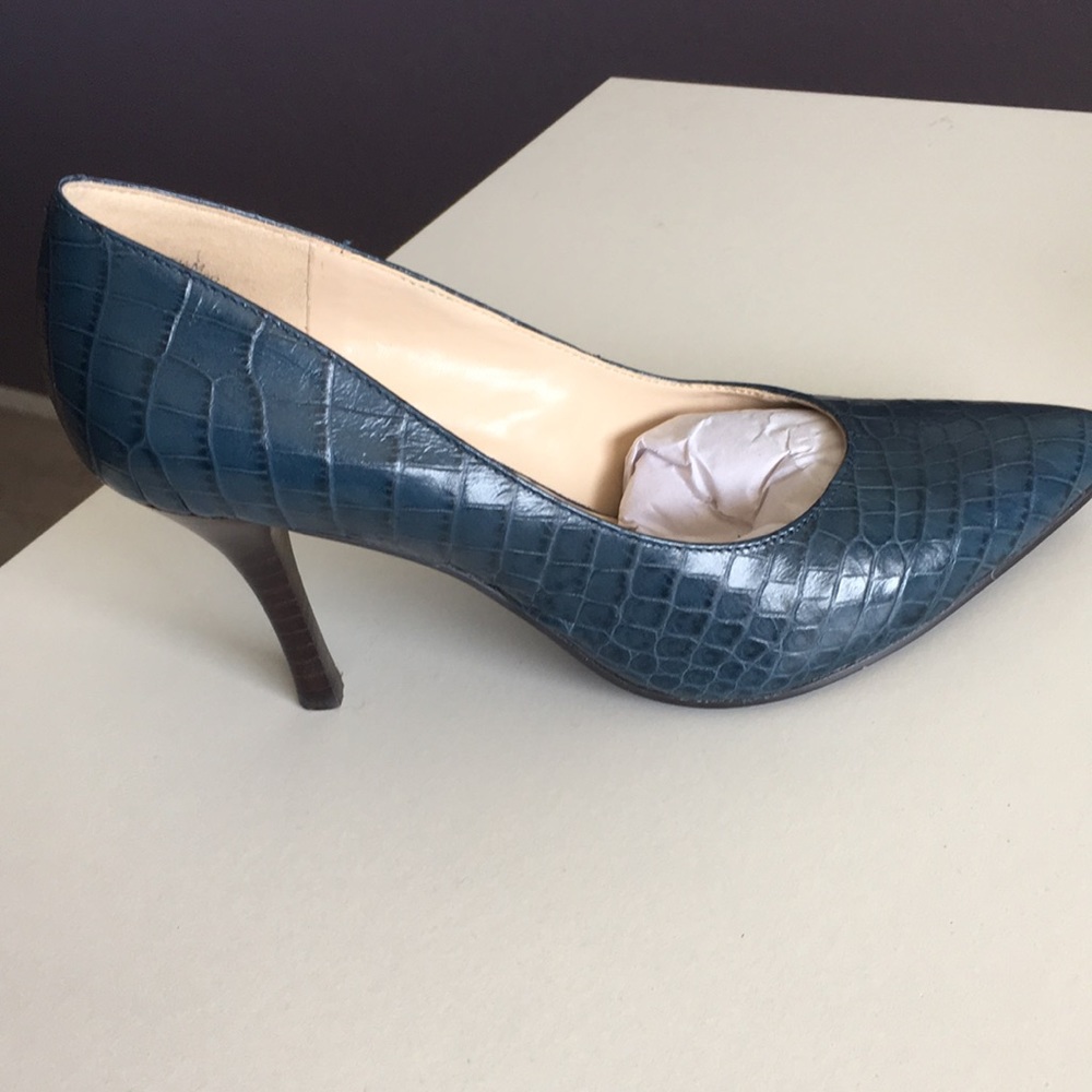 Nine West Pump